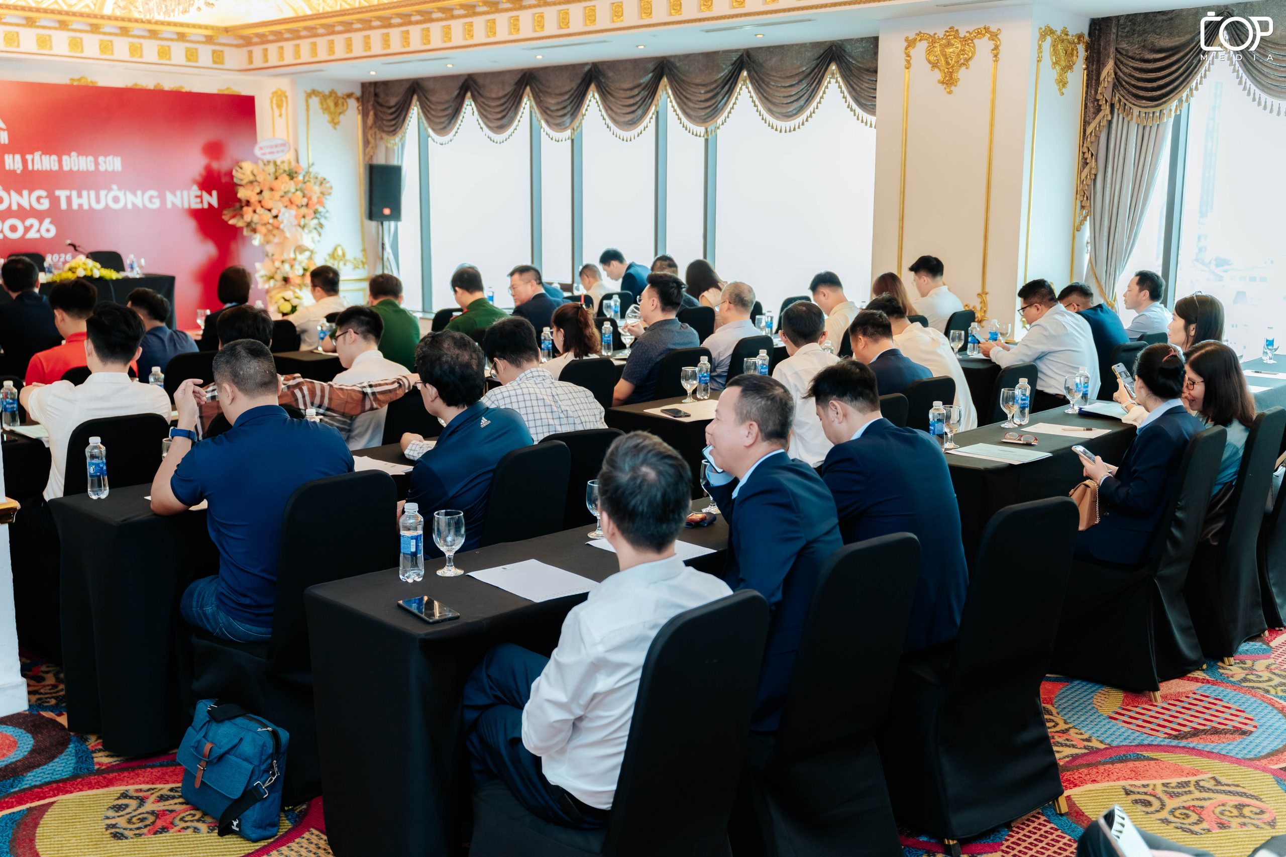 CTCP ĐẦU TƯ HẠ TẦNG ĐÔNG SƠN TỔ CHỨC THÀNH CÔNG ĐẠI HỘI ĐỒNG CỔ ĐÔNG THƯỜNG NIÊN NĂM 2026